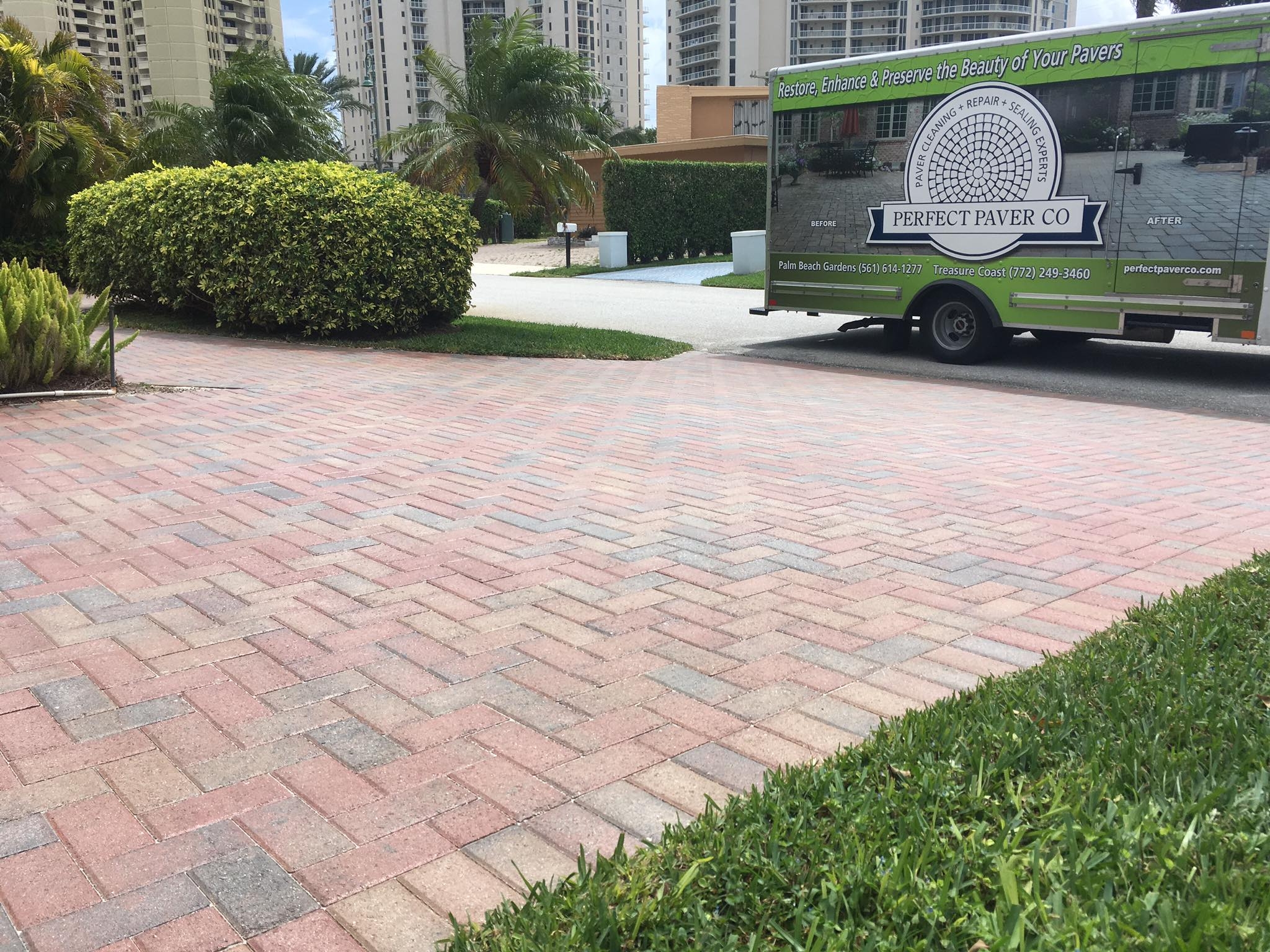 Community Paver Sealing and Cleaning Florida