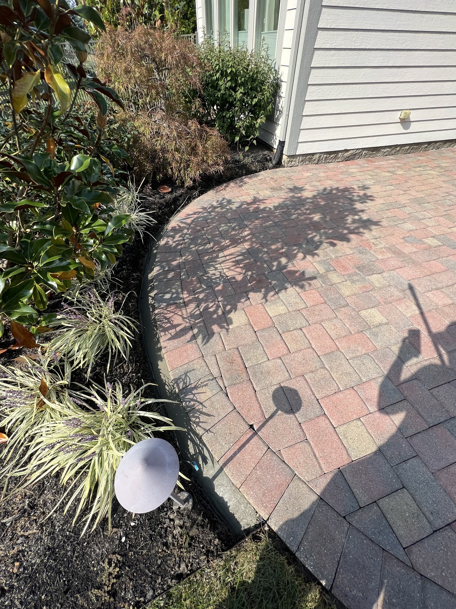 Fixing paver edging