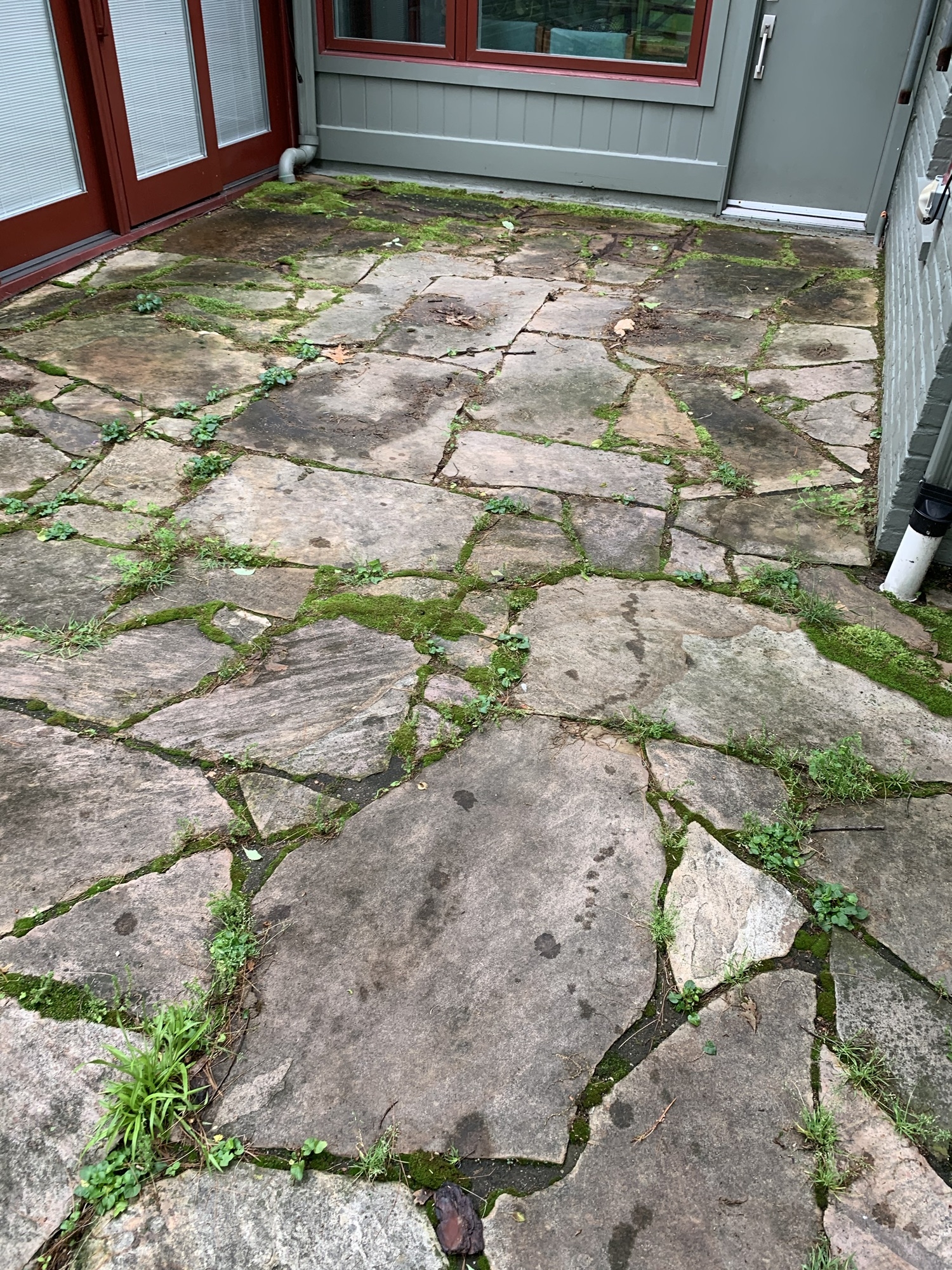 Companies who fix flagstone in Cincinnati ohio